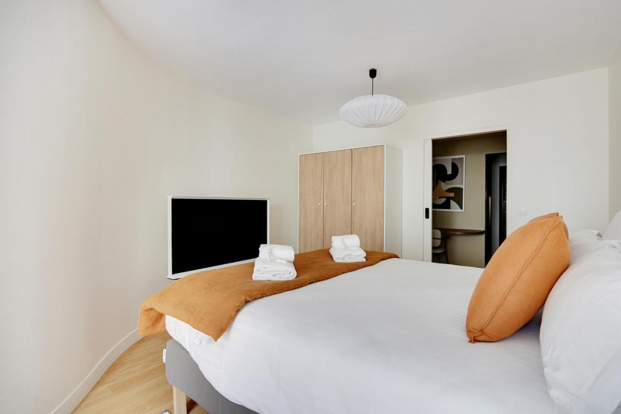 Pick A Flat's In Saint-germain - Rue De Sevres Parijs